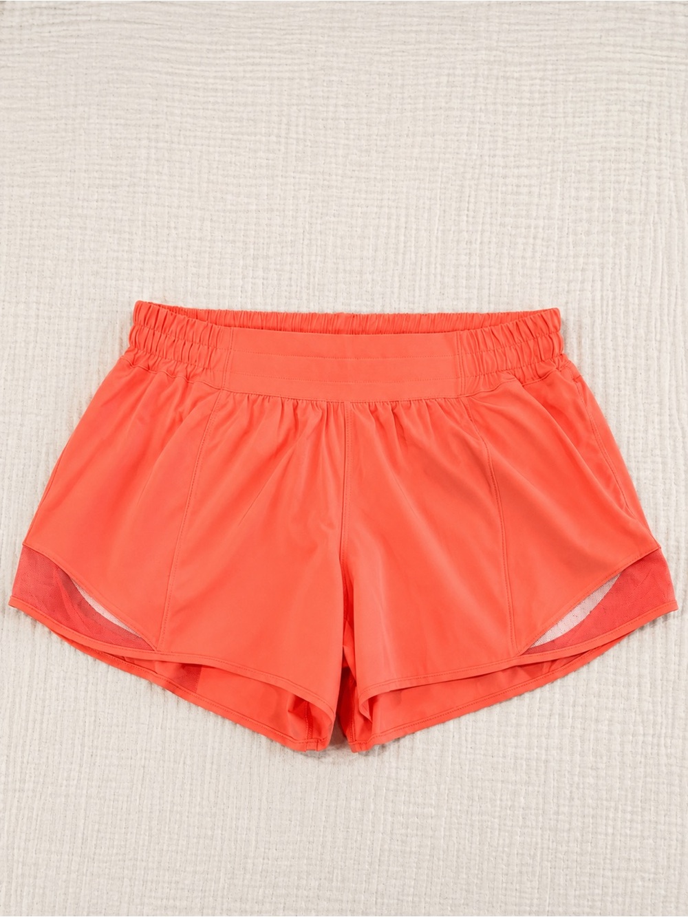 Lululemon Hotty Hot Low-Rise Lined Short 4” Sunset Size 8 Like New